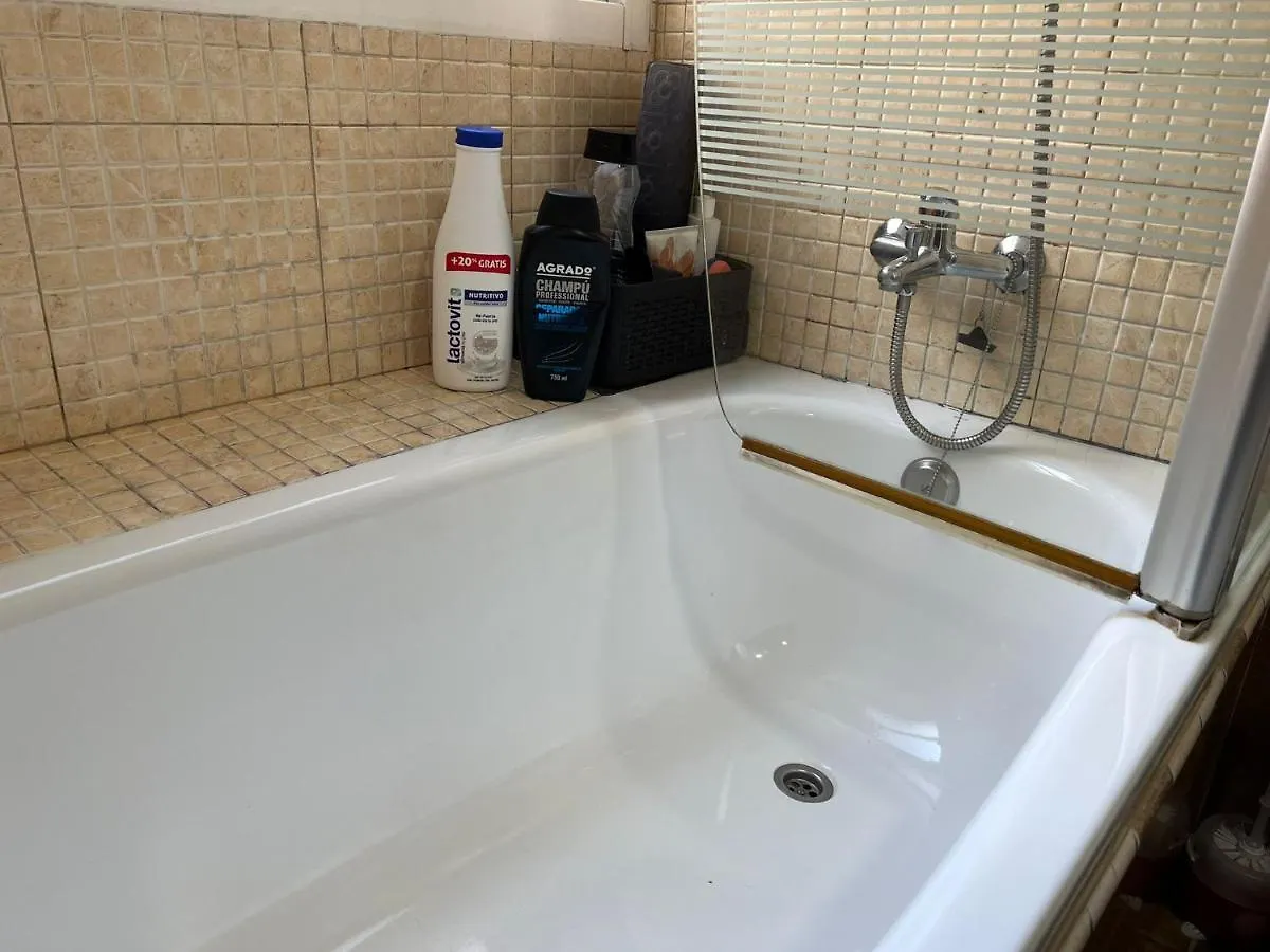 Apartamento Piso familiar con perfecta ubicación Córdoba 0*,  España
